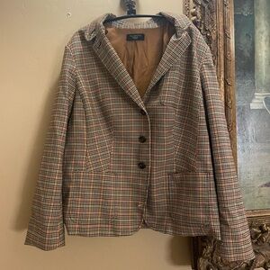 adorable vintage womens jacket.